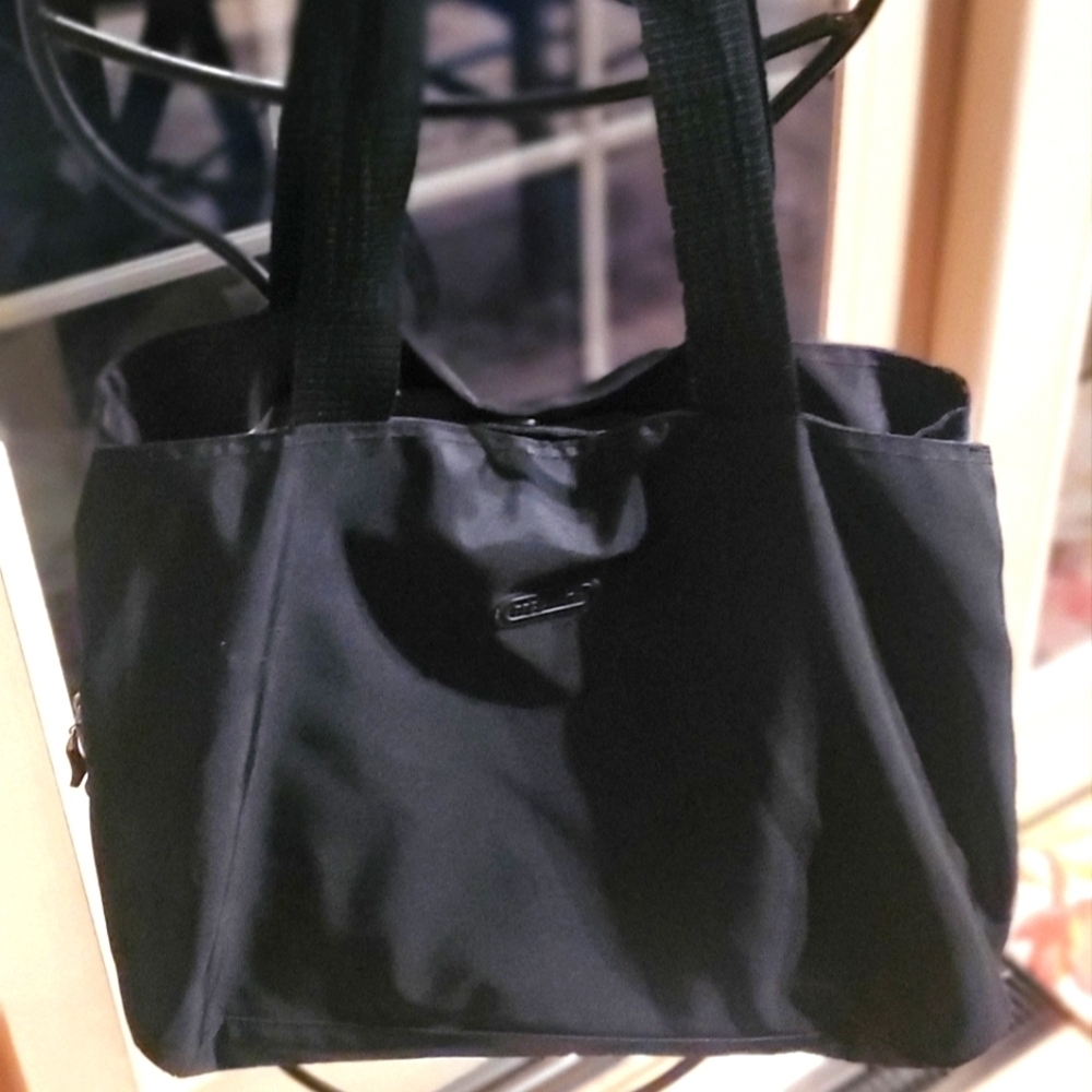 Baggallini Black Get Carried Away‎ Tote